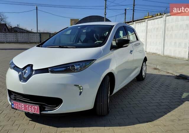 Білий Рено Зое, об'ємом двигуна 0 л та пробігом 78 тис. км за 9500 $, фото 8 на Automoto.ua