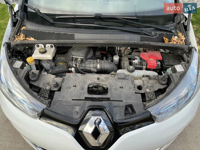 Рено Зое 2018 в Виннице на Automoto.ua Белый Рено Зое, объемом двигателя 0 л и пробегом 68 тыс. км за 9350 $, фото 9 на Automoto.ua