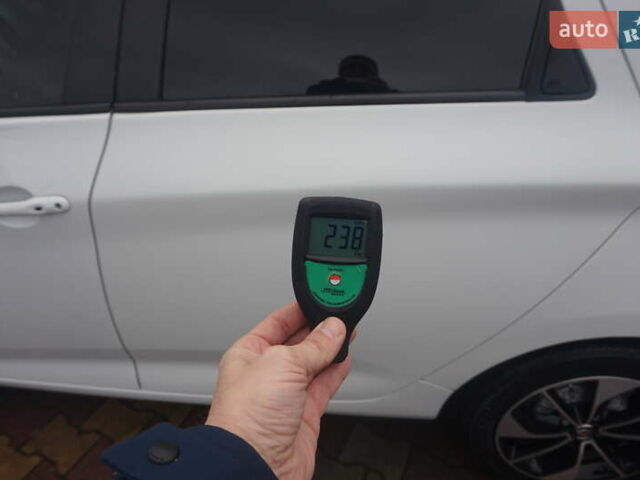 Білий Рено Зое, об'ємом двигуна 0 л та пробігом 37 тис. км за 10777 $, фото 74 на Automoto.ua