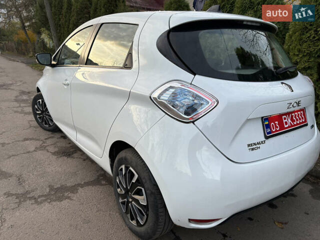 Белый Рено Зое, объемом двигателя 0 л и пробегом 65 тыс. км за 9200 $, фото 3 на Automoto.ua