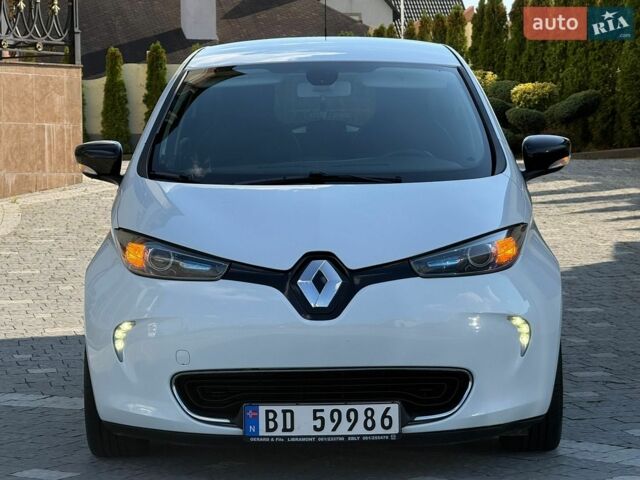 Білий Рено Зое, об'ємом двигуна 0 л та пробігом 108 тис. км за 10799 $, фото 26 на Automoto.ua
