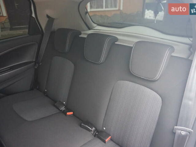 Білий Рено Зое, об'ємом двигуна 0 л та пробігом 37 тис. км за 10777 $, фото 51 на Automoto.ua