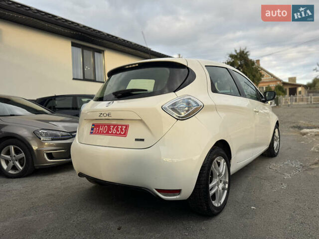 Білий Рено Зое, об'ємом двигуна 0 л та пробігом 87 тис. км за 8500 $, фото 4 на Automoto.ua