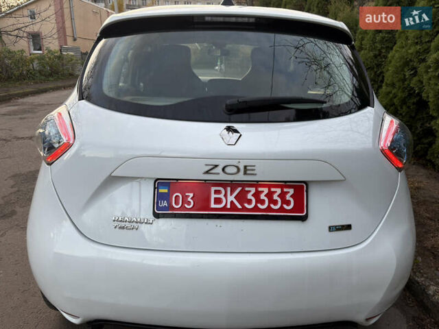Белый Рено Зое, объемом двигателя 0 л и пробегом 65 тыс. км за 9200 $, фото 2 на Automoto.ua