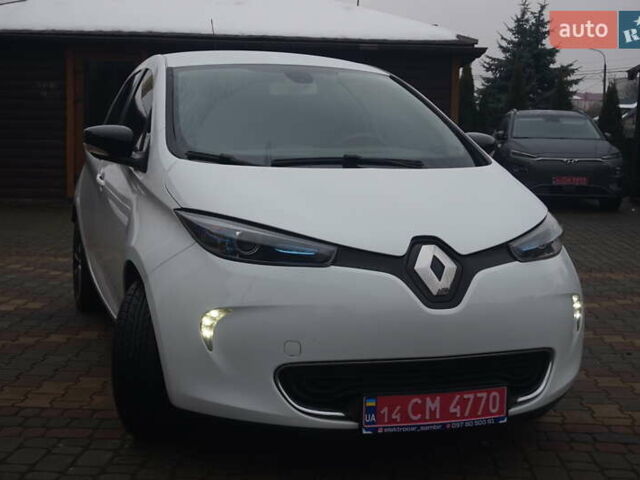 Білий Рено Зое, об'ємом двигуна 0 л та пробігом 37 тис. км за 10777 $, фото 4 на Automoto.ua