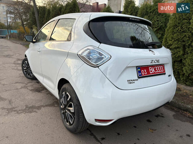 Белый Рено Зое, объемом двигателя 0 л и пробегом 65 тыс. км за 9200 $, фото 11 на Automoto.ua