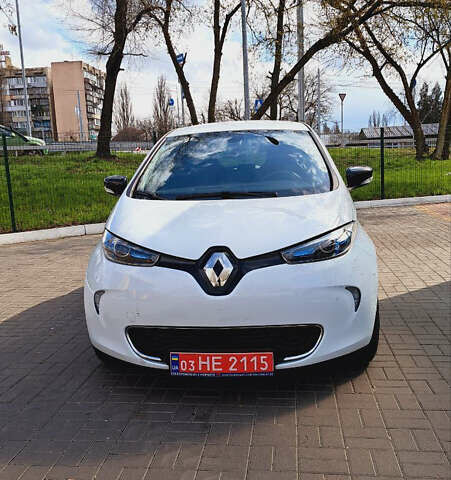 Білий Рено Зое, об'ємом двигуна 0 л та пробігом 36 тис. км за 9499 $, фото 1 на Automoto.ua