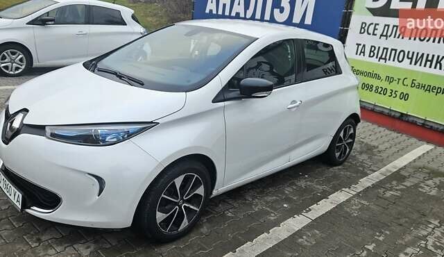 Білий Рено Зое, об'ємом двигуна 0 л та пробігом 79 тис. км за 9300 $, фото 2 на Automoto.ua