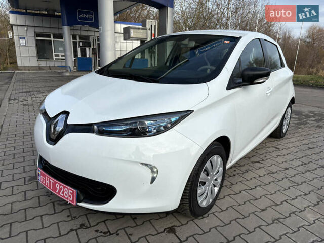 Білий Рено Зое, об'ємом двигуна 0 л та пробігом 130 тис. км за 8500 $, фото 3 на Automoto.ua