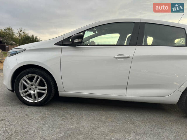Білий Рено Зое, об'ємом двигуна 0 л та пробігом 87 тис. км за 8500 $, фото 1 на Automoto.ua