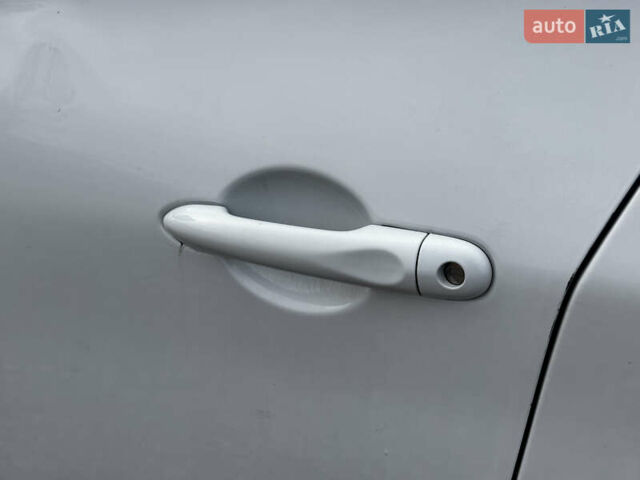 Білий Рено Зое, об'ємом двигуна 0 л та пробігом 23 тис. км за 8850 $, фото 10 на Automoto.ua
