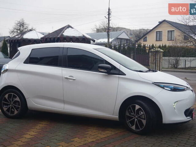 Білий Рено Зое, об'ємом двигуна 0 л та пробігом 37 тис. км за 10777 $, фото 6 на Automoto.ua