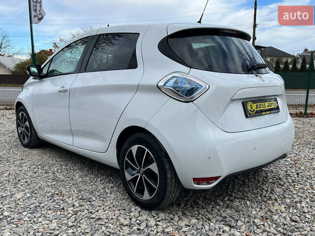 Белый Рено Зое, объемом двигателя 0 л и пробегом 140 тыс. км за 9300 $, фото 5 на Automoto.ua