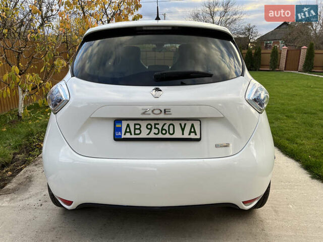 Рено Зое 2018 в Виннице на Automoto.ua Белый Рено Зое, объемом двигателя 0 л и пробегом 68 тыс. км за 9350 $, фото 5 на Automoto.ua