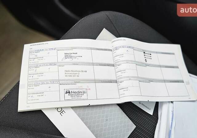 Белый Рено Зое, объемом двигателя 0 л и пробегом 71 тыс. км за 9550 $, фото 81 на Automoto.ua