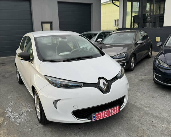 Білий Рено Зое, об'ємом двигуна 0 л та пробігом 87 тис. км за 8500 $, фото 7 на Automoto.ua