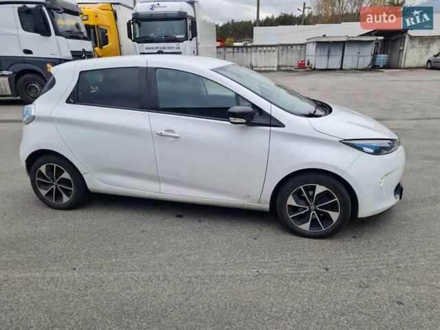 Рено Зое 2018 в Броварах на Automoto.ua Белый Рено Зое, объемом двигателя 0 л и пробегом 135 тыс. км за 9450 $, фото 1 на Automoto.ua