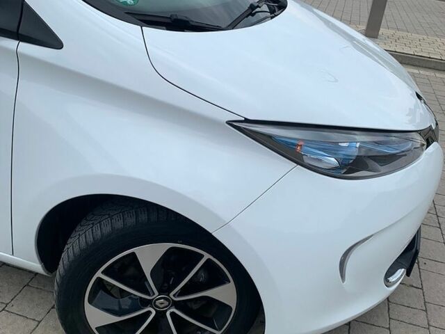 Білий Рено Зое, об'ємом двигуна 0 л та пробігом 43 тис. км за 11350 $, фото 7 на Automoto.ua