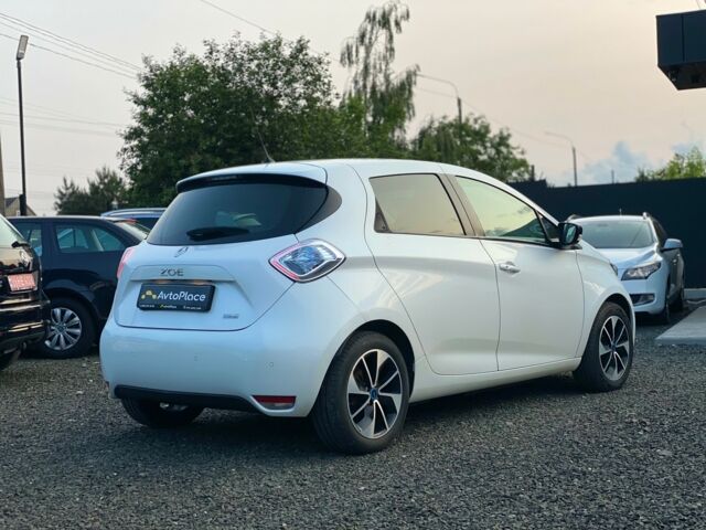 Білий Рено Зое, об'ємом двигуна 0 л та пробігом 119 тис. км за 8999 $, фото 12 на Automoto.ua