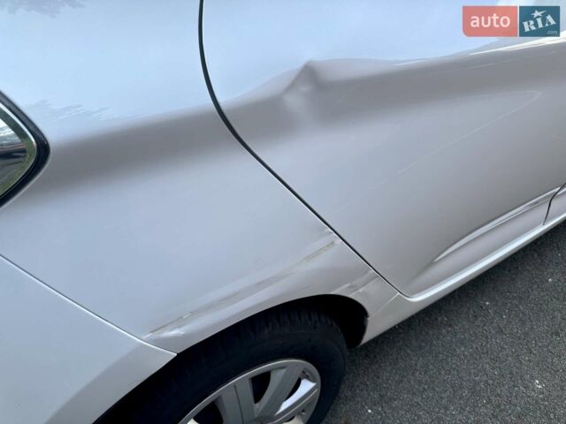 Білий Рено Зое, об'ємом двигуна 0 л та пробігом 111 тис. км за 11151 $, фото 9 на Automoto.ua