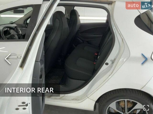 Білий Рено Зое, об'ємом двигуна 0 л та пробігом 44 тис. км за 11250 $, фото 58 на Automoto.ua