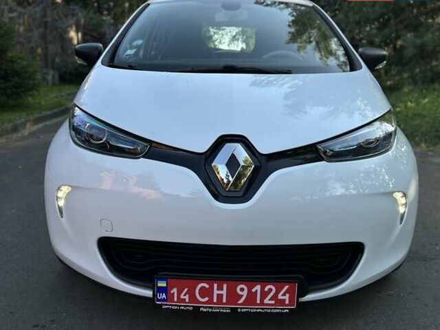 Белый Рено Зое, объемом двигателя 0 л и пробегом 16 тыс. км за 9287 $, фото 6 на Automoto.ua