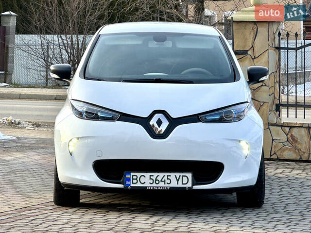 Білий Рено Зое, об'ємом двигуна 0 л та пробігом 47 тис. км за 9995 $, фото 3 на Automoto.ua