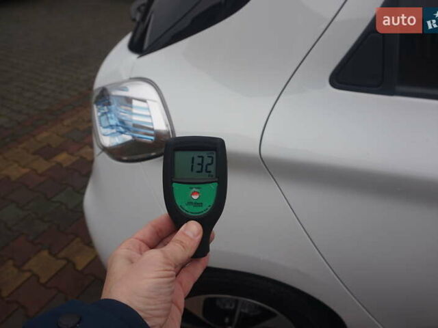 Білий Рено Зое, об'ємом двигуна 0 л та пробігом 37 тис. км за 10777 $, фото 77 на Automoto.ua