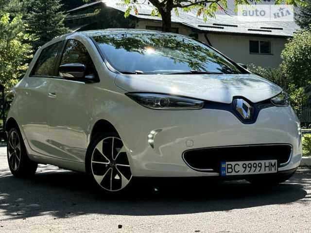 Белый Рено Зое, объемом двигателя 0 л и пробегом 120 тыс. км за 10799 $, фото 3 на Automoto.ua
