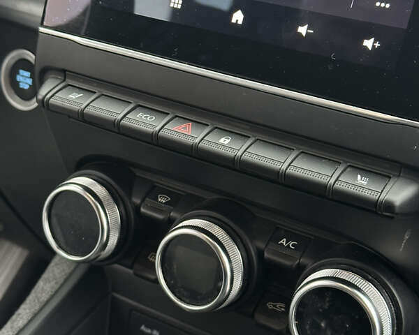 Білий Рено Зое, об'ємом двигуна 0 л та пробігом 64 тис. км за 12499 $, фото 18 на Automoto.ua