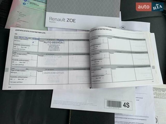 Белый Рено Зое, объемом двигателя 0 л и пробегом 159 тыс. км за 9200 $, фото 58 на Automoto.ua