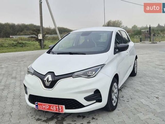 Білий Рено Зое, об'ємом двигуна 0 л та пробігом 25 тис. км за 11500 $, фото 1 на Automoto.ua