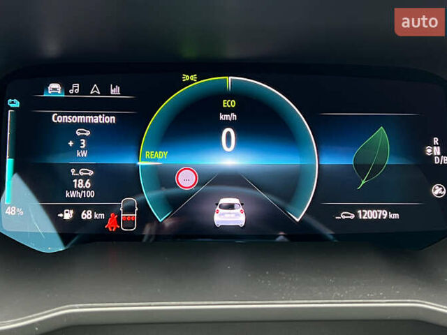 Белый Рено Зое, объемом двигателя 0 л и пробегом 120 тыс. км за 12999 $, фото 14 на Automoto.ua