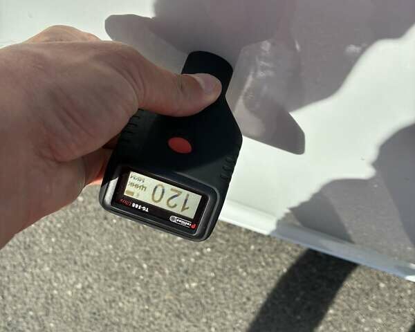 Белый Рено Зое, объемом двигателя 0 л и пробегом 94 тыс. км за 13300 $, фото 126 на Automoto.ua