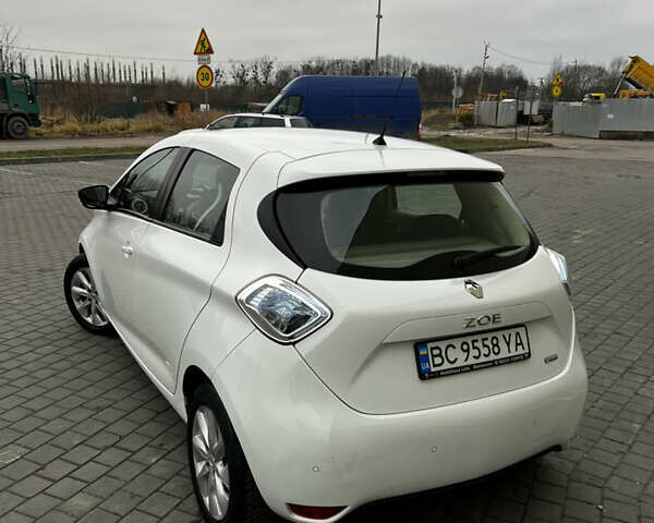 Білий Рено Зое, об'ємом двигуна 0 л та пробігом 109 тис. км за 8900 $, фото 20 на Automoto.ua