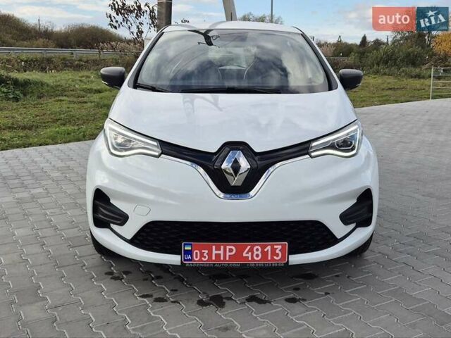 Белый Рено Зое, объемом двигателя 0 л и пробегом 25 тыс. км за 11600 $, фото 2 на Automoto.ua