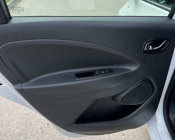 Рено Зое 2019 в Луцке на Automoto.ua Белый Рено Зое, объемом двигателя 0 л и пробегом 70 тыс. км за 11400 $, фото 15 на Automoto.ua