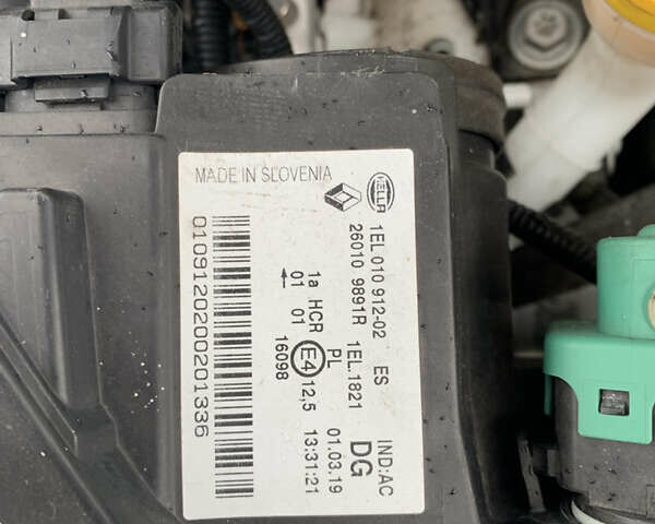 Белый Рено Зое, объемом двигателя 0 л и пробегом 159 тыс. км за 9200 $, фото 41 на Automoto.ua