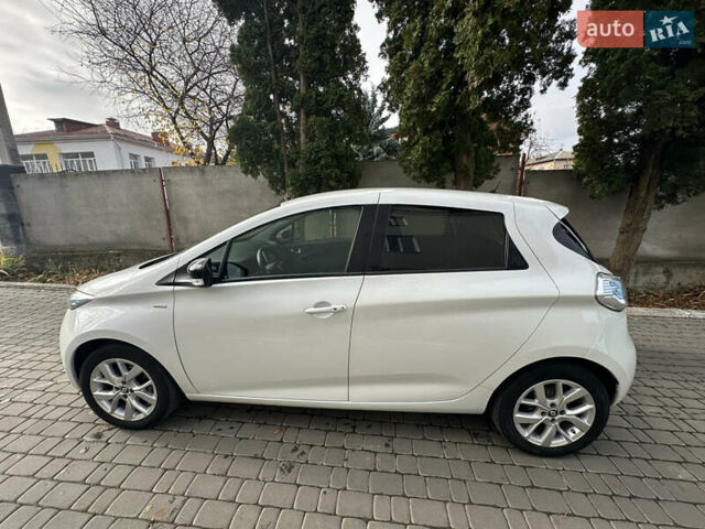 Білий Рено Зое, об'ємом двигуна 0 л та пробігом 102 тис. км за 9500 $, фото 3 на Automoto.ua