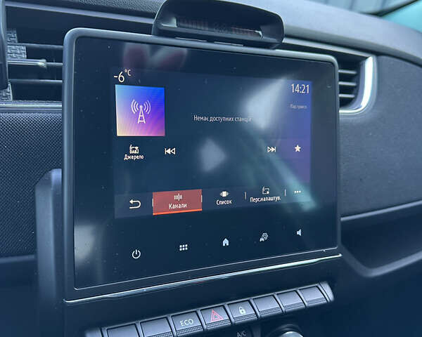 Белый Рено Зое, объемом двигателя 0 л и пробегом 31 тыс. км за 11999 $, фото 8 на Automoto.ua