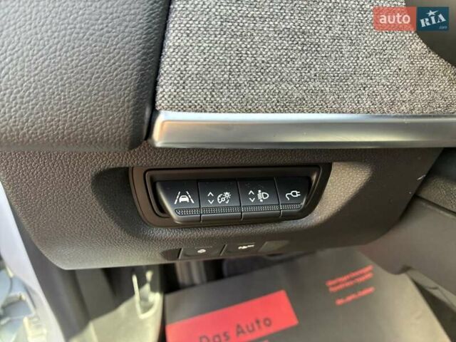 Белый Рено Зое, объемом двигателя 0 л и пробегом 94 тыс. км за 13300 $, фото 87 на Automoto.ua