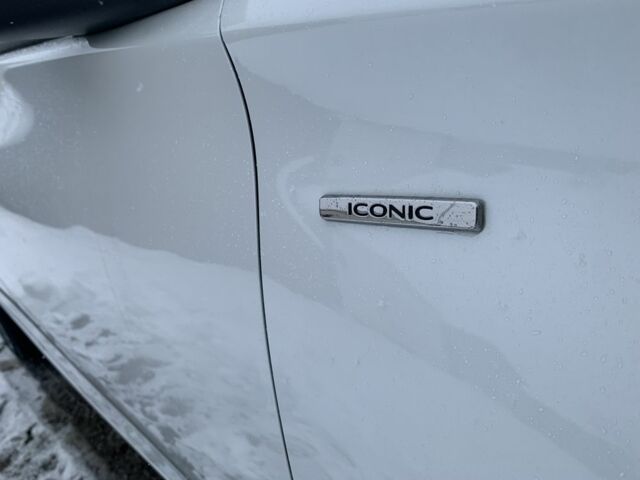 Белый Рено Зое, объемом двигателя 0 л и пробегом 159 тыс. км за 8999 $, фото 8 на Automoto.ua