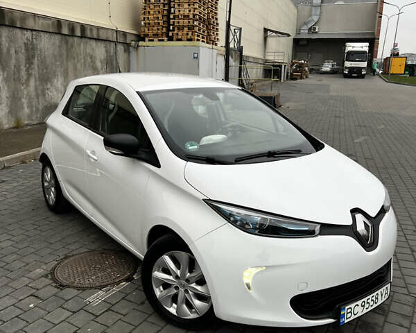 Білий Рено Зое, об'ємом двигуна 0 л та пробігом 109 тис. км за 8900 $, фото 3 на Automoto.ua