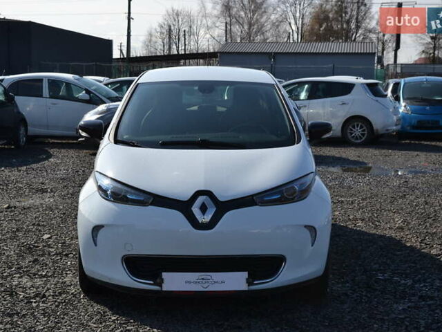 Білий Рено Зое, об'ємом двигуна 0 л та пробігом 80 тис. км за 9500 $, фото 8 на Automoto.ua