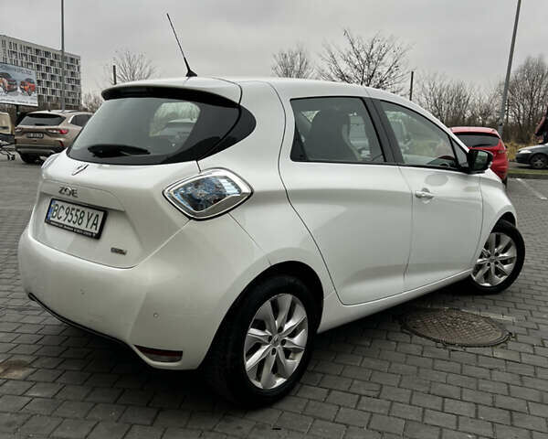 Білий Рено Зое, об'ємом двигуна 0 л та пробігом 109 тис. км за 8900 $, фото 11 на Automoto.ua