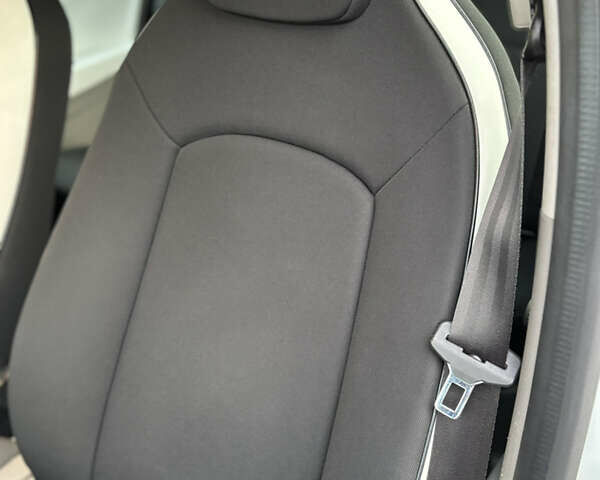 Рено Зое 2019 в Дрогобыче на Automoto.ua Белый Рено Зое, объемом двигателя 0 л и пробегом 90 тыс. км за 8499 $, фото 41 на Automoto.ua