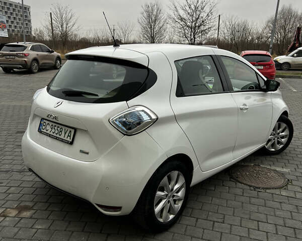Білий Рено Зое, об'ємом двигуна 0 л та пробігом 109 тис. км за 8900 $, фото 10 на Automoto.ua