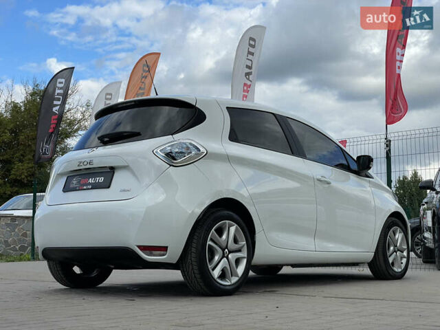 Білий Рено Зое, об'ємом двигуна 0 л та пробігом 28 тис. км за 9355 $, фото 14 на Automoto.ua
