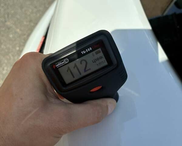 Белый Рено Зое, объемом двигателя 0 л и пробегом 94 тыс. км за 13300 $, фото 132 на Automoto.ua