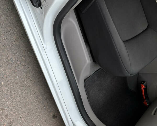 Рено Зое 2019 в Дрогобыче на Automoto.ua Белый Рено Зое, объемом двигателя 0 л и пробегом 90 тыс. км за 8499 $, фото 65 на Automoto.ua